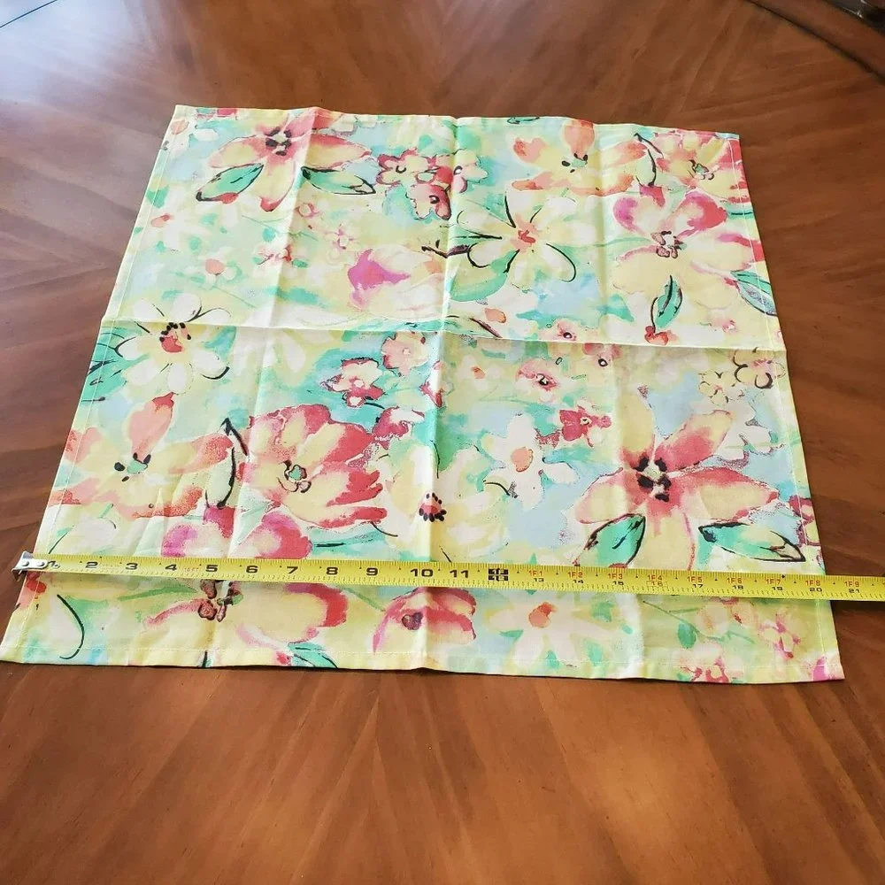 Avon Home Dinner Napkins, Set of 4, Yellow Orange Flowers Floral Cotton, NEW